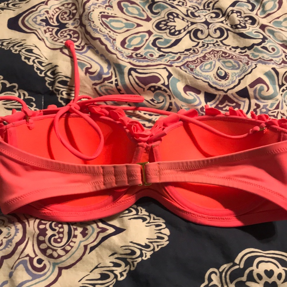 Victoria Secret Bikini Top - Picture 2 of 4